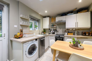 Kitchen Breakfast Room- click for photo gallery